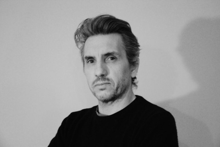 JULIEN D’ABRIGEON : Autoportrait de janvier